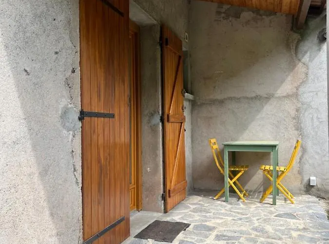 Corte Appartement T2 En Residence Privee